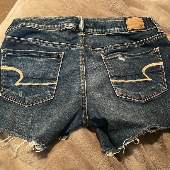 American Eagle shorts - Picture 2 of 3